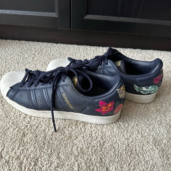 Adidas Superstar Legend Ink navy flower shoes. US 9.5 - Picture 1 of 8